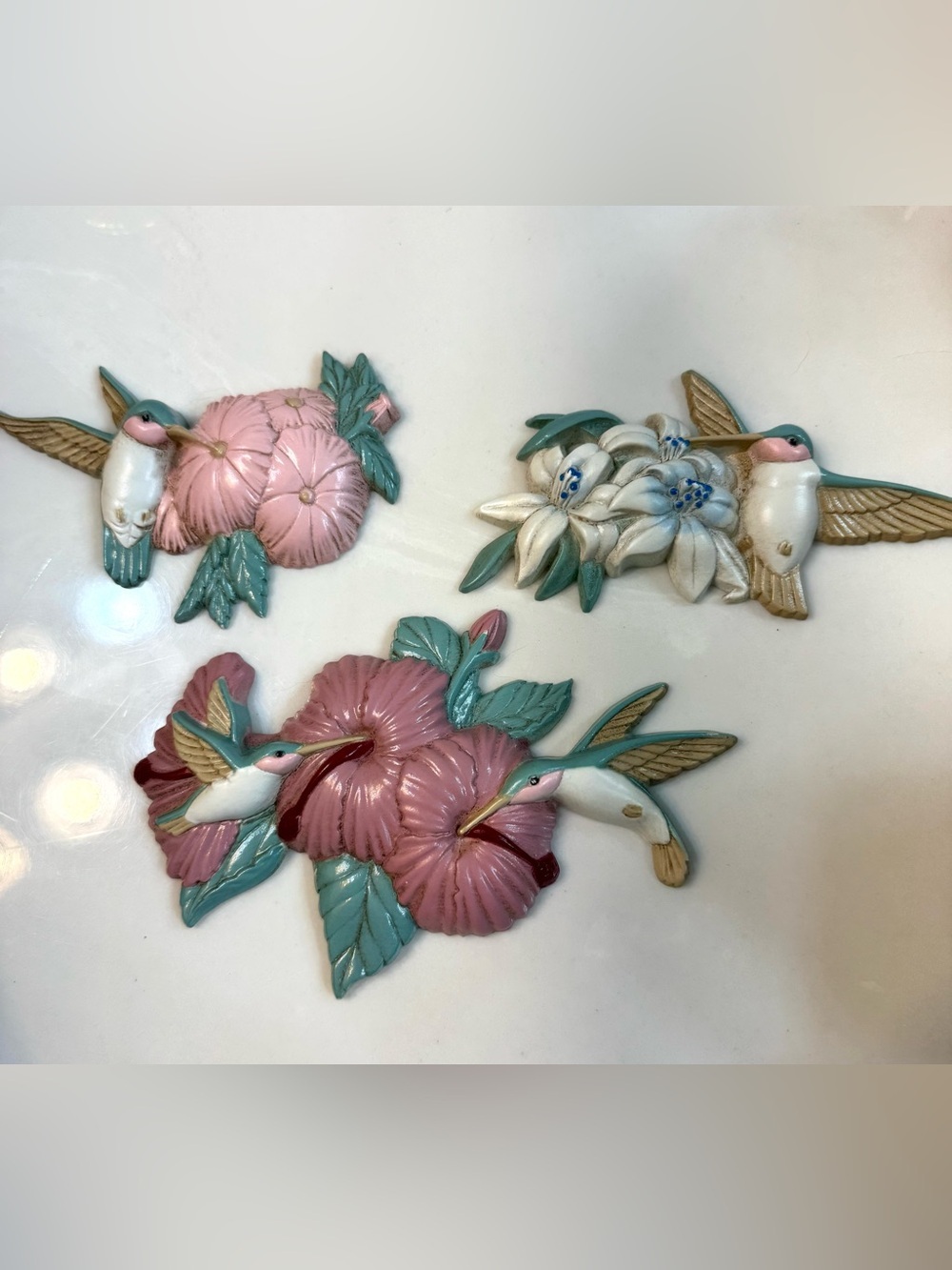 1990’s VTG 3 Hummingbird Wall Plaques BURWOOD HOMCO Home Patio Decor 3303